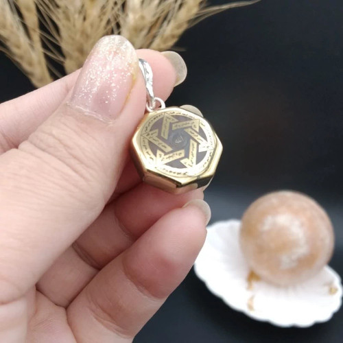 گردنبند نقره حدید اصل معدنی مزین به حرز سلیمانی و دعای ع علی کد 9123